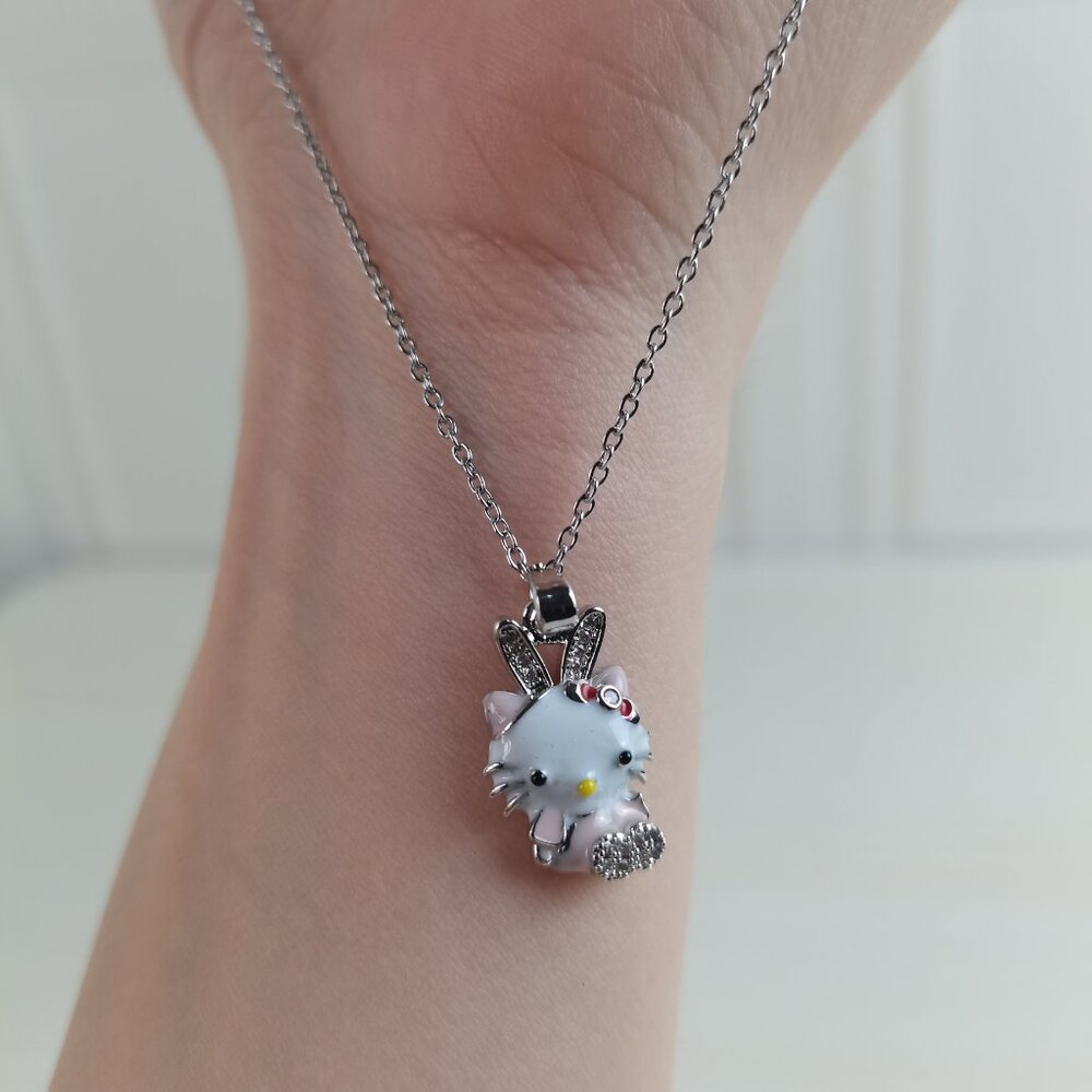 💖 NWT Hello Kitty Necklace In Silver